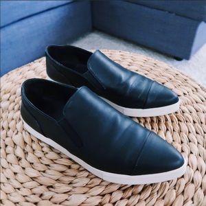 Vince Paeyre Leather Slip On Shoe Sneaker